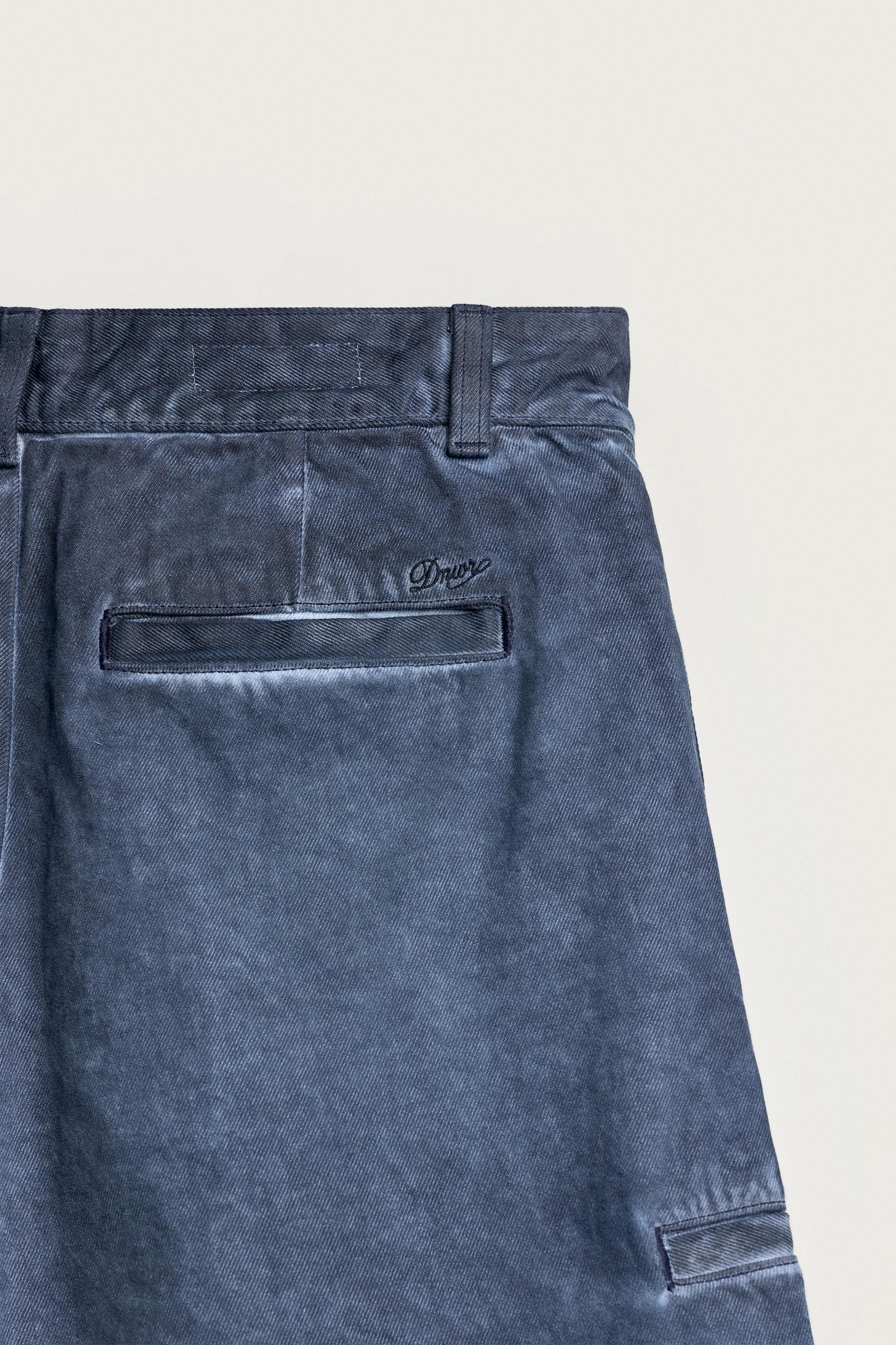 RELAXED FIT IRREGULAR WASH SHORTS